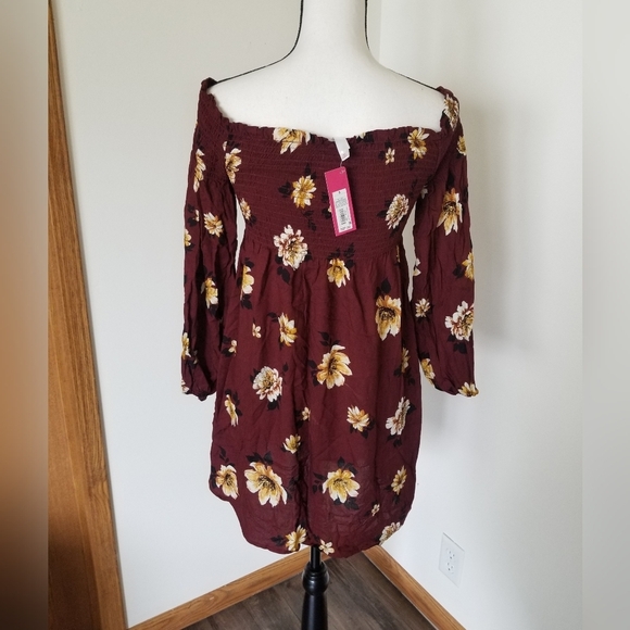 NWT Xhilaration Floral Off the Shoulder Dress - Picture 3 of 4